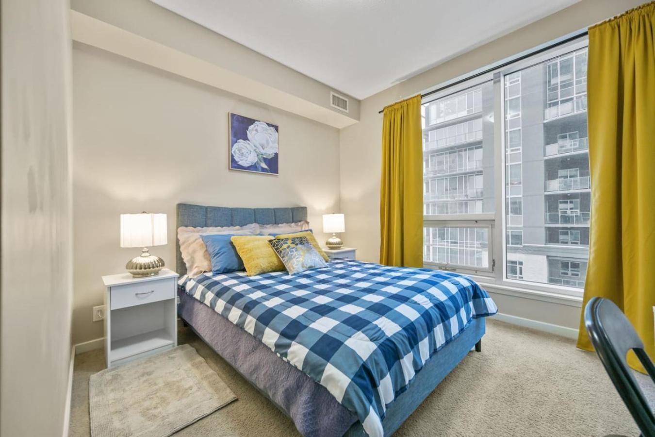 The Urban Peak On The 19th Floor Of The Alura *