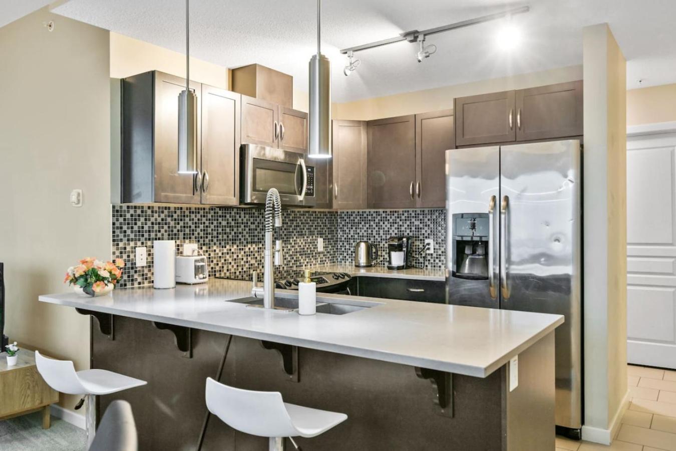Apartment The Urban Peak On The 19th Floor Of The Alura Calgary